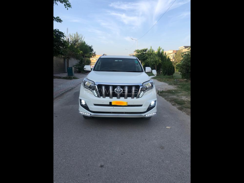 Toyota Prado 2010 for Sale in Islamabad Image-1