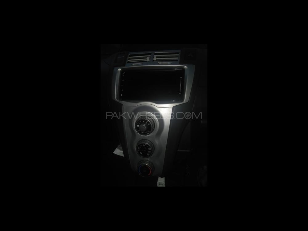 Toyota Vitz 2006 for Sale in Islamabad Image-1