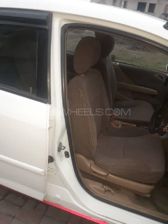 ہونڈا سٹی 2004 for Sale in گجرانوالہ ہونڈا سٹی 2004 for Sale in گجرانوالہ Image-4