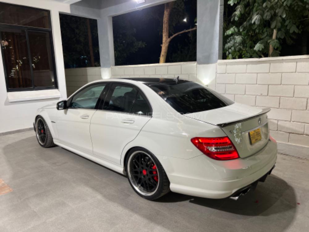 Mercedes Benz C Class - 2011  Mercedes Benz C Class - 2011  Image-6