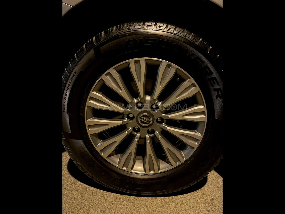 Nissan Patrol 2012 for Sale in Karachi Nissan Patrol 2012 for Sale in Karachi Image-9