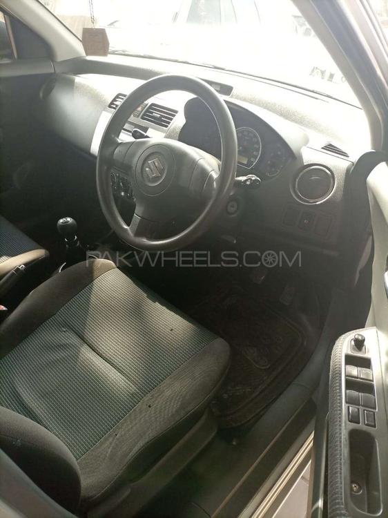 Suzuki Swift 2016 for Sale in Rawalpindi Suzuki Swift 2016 for Sale in Rawalpindi Image-5
