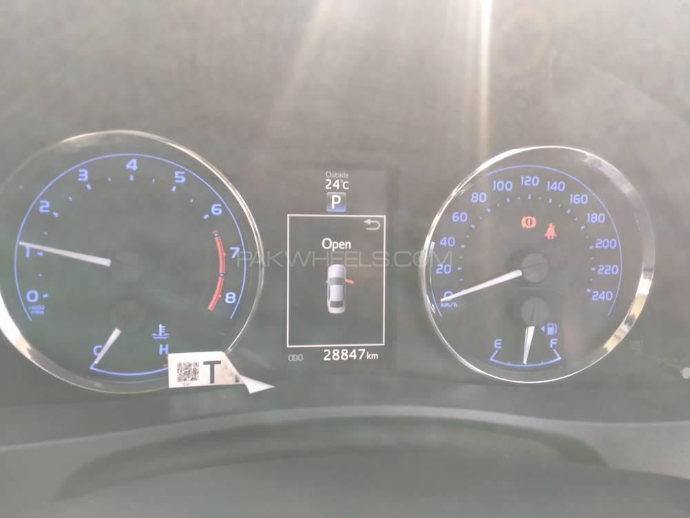 Toyota Corolla 2019 for Sale in Multan Toyota Corolla 2019 for Sale in Multan Image-7