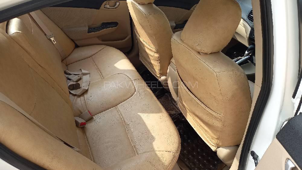 Honda Civic 2014 for Sale in Lahore Honda Civic 2014 for Sale in Lahore Image-10