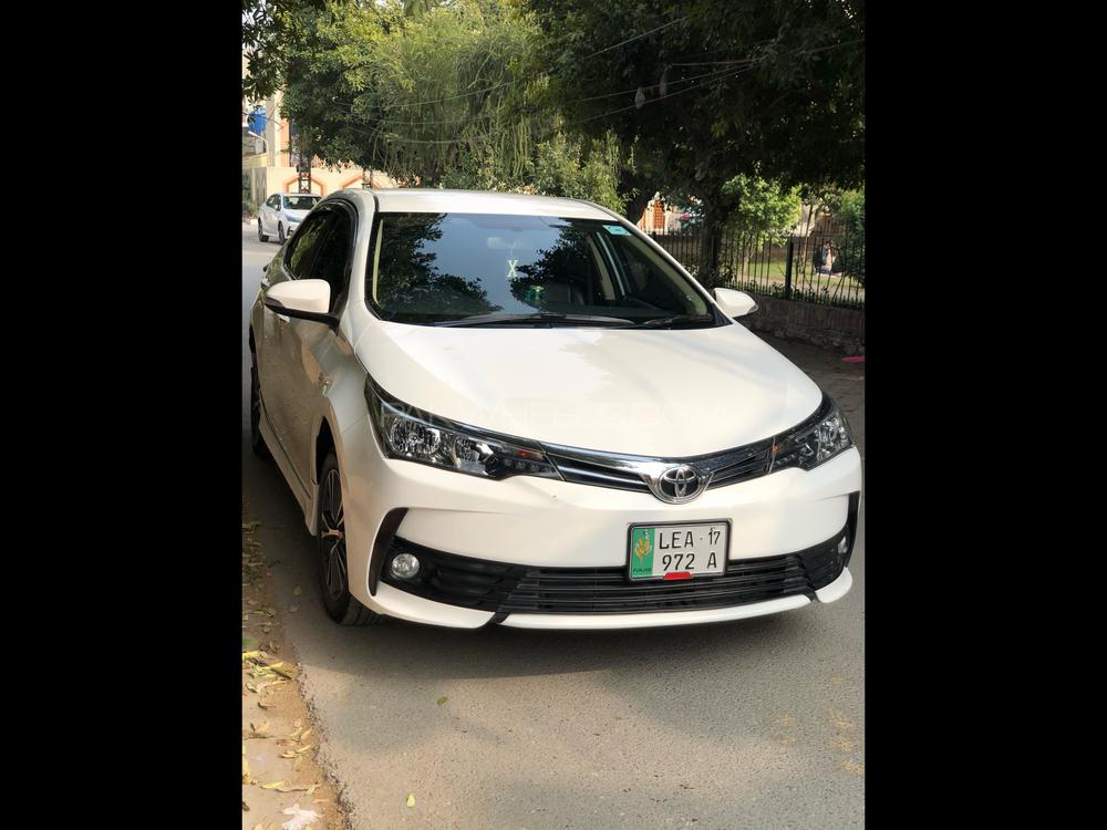 Toyota Corolla 2017 for Sale in Lahore Image-1