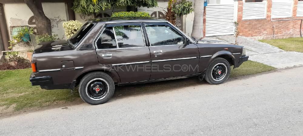 ٹویوٹا کرولا 1982 for Sale in لاہور ٹویوٹا کرولا 1982 for Sale in لاہور Image-11
