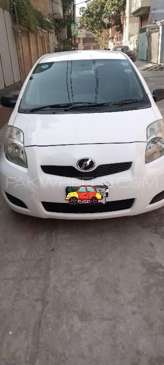 Toyota Vitz 2008 for Sale in Faisalabad Image-1