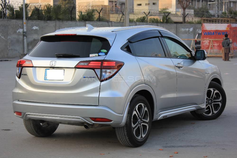 Honda Vezel 2014 for Sale in Islamabad Honda Vezel 2014 for Sale in Islamabad Image-17