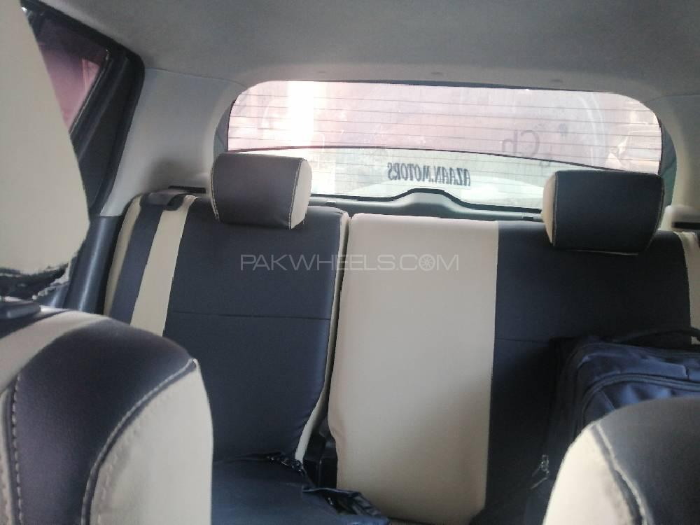 Suzuki Swift 2010 for Sale in Okara Suzuki Swift 2010 for Sale in Okara Image-5