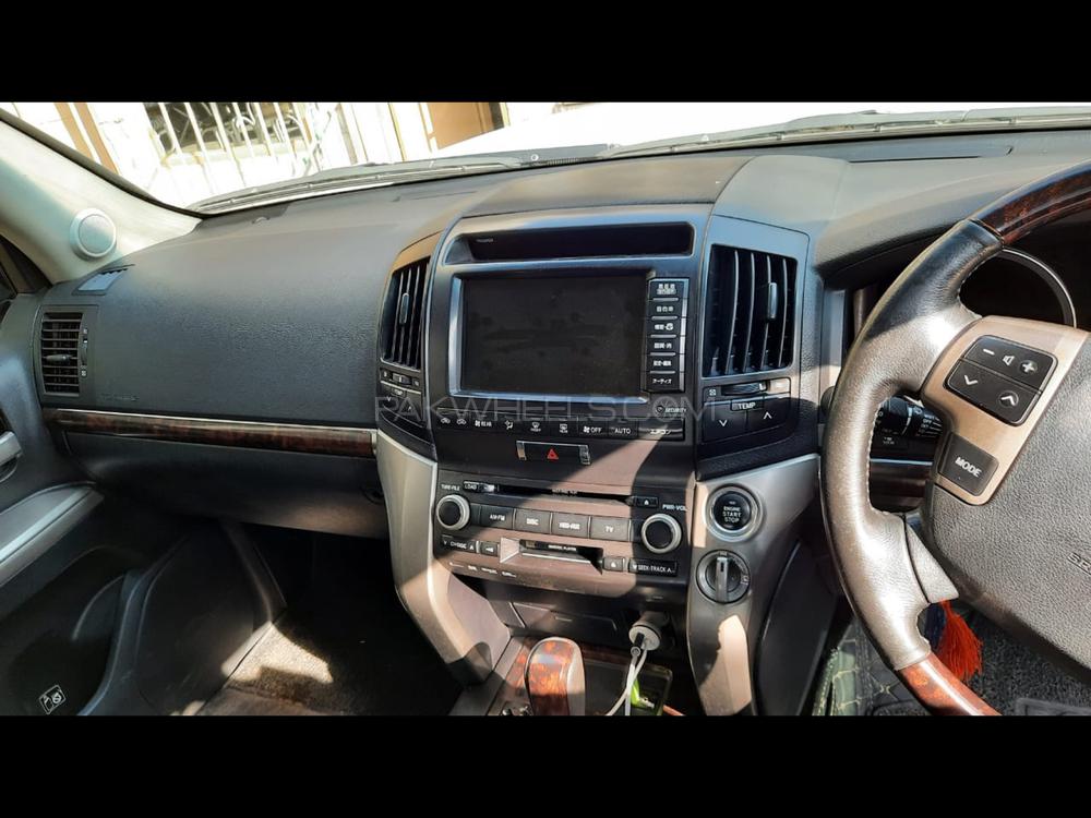 Toyota Land Cruiser 2011 for Sale in Islamabad Toyota Land Cruiser 2011 for Sale in Islamabad Image-11