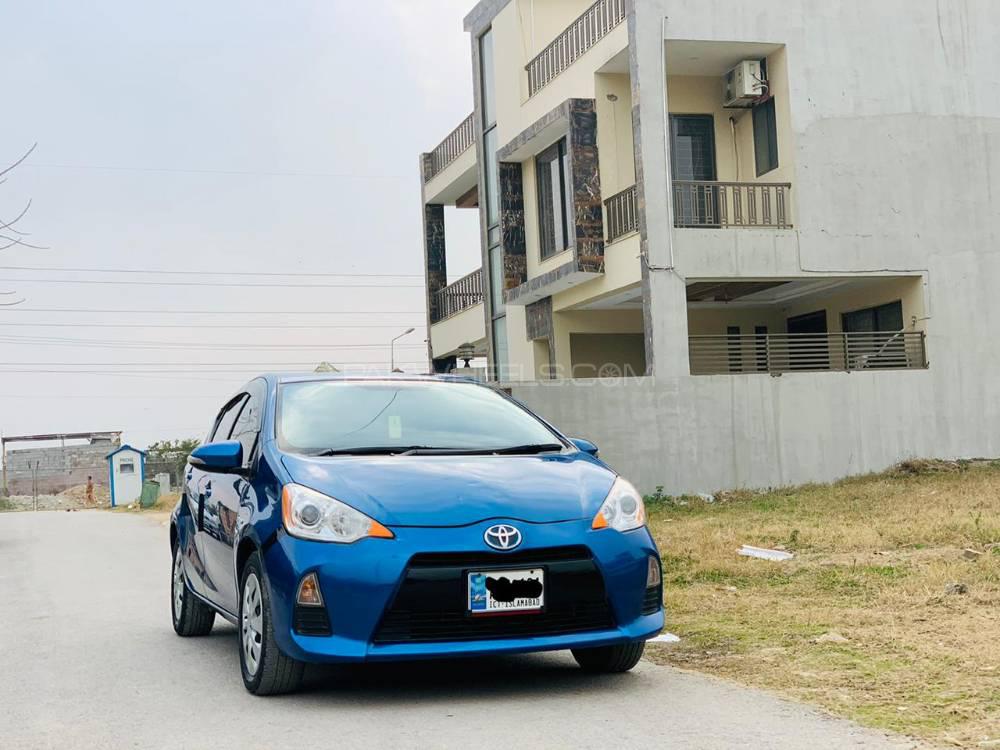 Toyota Aqua 2013 for Sale in Islamabad Image-1