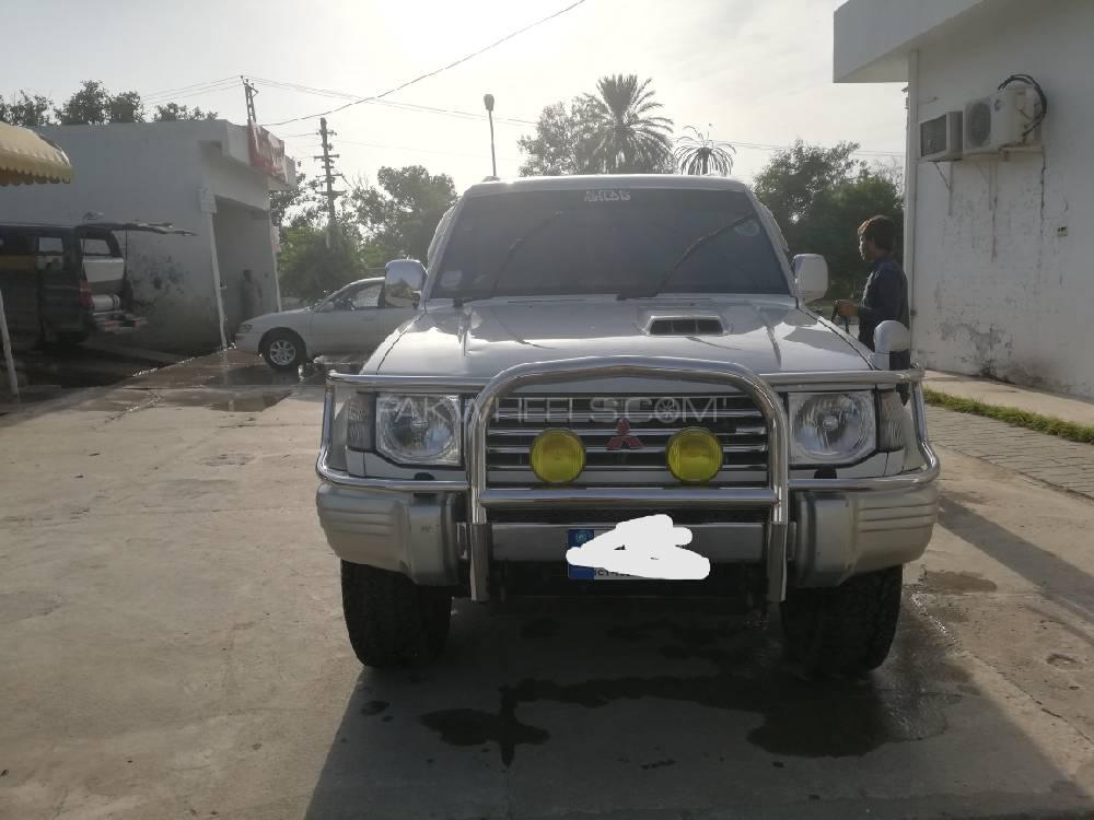 مٹسوبیشی پجیرو 1997 for Sale in اسلام آباد مٹسوبیشی پجیرو 1997 for Sale in اسلام آباد Image-6