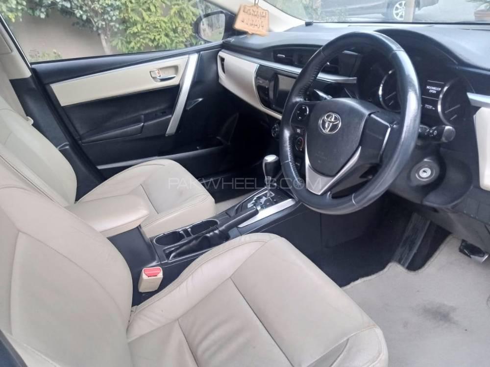 Toyota Corolla 2015 for Sale in Lahore Toyota Corolla 2015 for Sale in Lahore Image-7