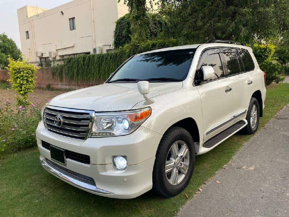 Toyota Land Cruiser 2012 for Sale in Gujrat Image-1
