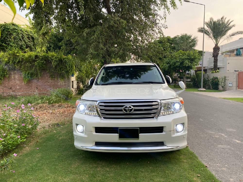 Toyota Land Cruiser 2012 for Sale in Gujrat Toyota Land Cruiser 2012 for Sale in Gujrat Image-10