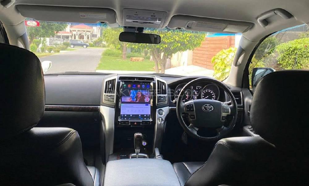 Toyota Land Cruiser 2012 for Sale in Gujrat Toyota Land Cruiser 2012 for Sale in Gujrat Image-14