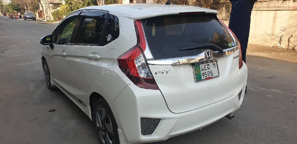 Honda Fit 2015 for Sale in Lahore Honda Fit 2015 for Sale in Lahore Image-7