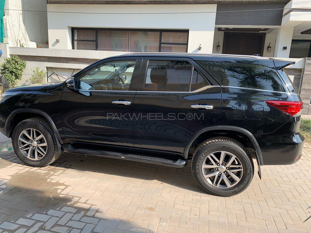 Toyota Fortuner 2019 for Sale in Sialkot Toyota Fortuner 2019 for Sale in Sialkot Image-14