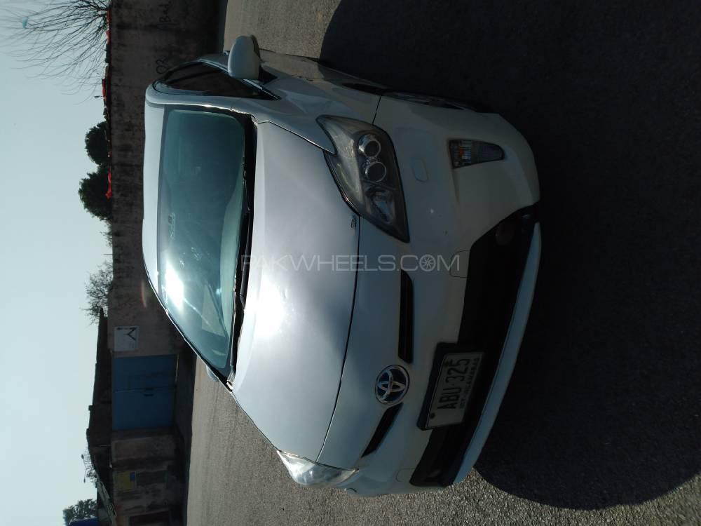 Toyota Prius 2012 for Sale in Islamabad Toyota Prius 2012 for Sale in Islamabad Image-2