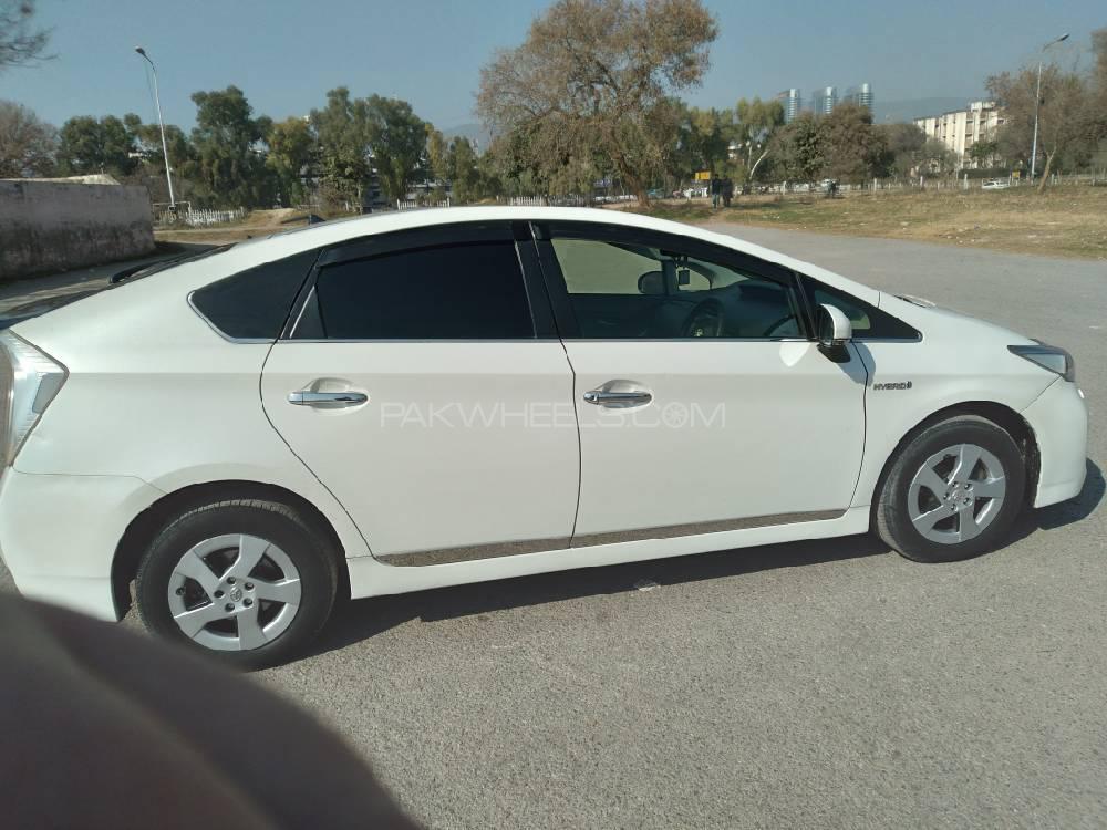 Toyota Prius 2012 for Sale in Islamabad Toyota Prius 2012 for Sale in Islamabad Image-7