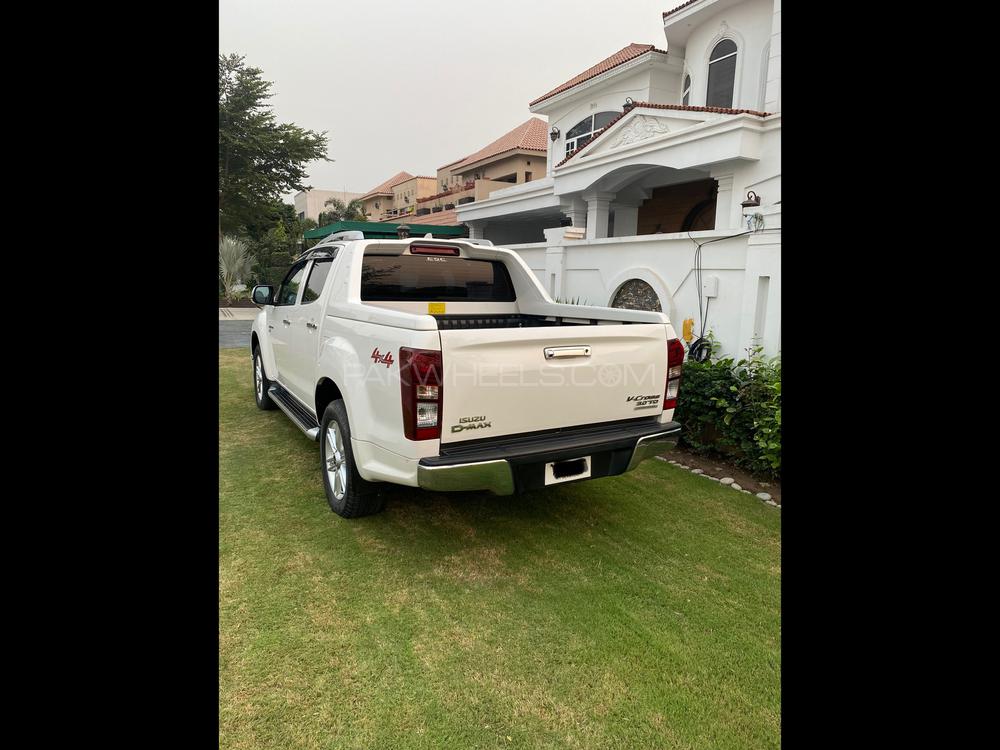 Isuzu D-Max 2019 for Sale in Lahore Isuzu D-Max 2019 for Sale in Lahore Image-3