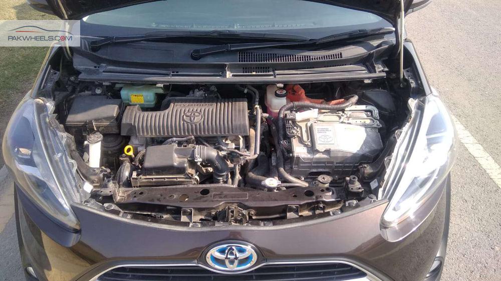 Toyota Sienta 2017 for Sale in Lahore Toyota Sienta 2017 for Sale in Lahore Image-8