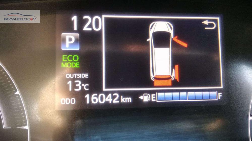 Toyota Sienta 2017 for Sale in Lahore Toyota Sienta 2017 for Sale in Lahore Image-10