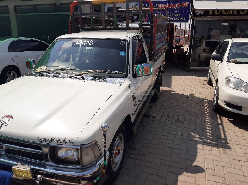 Toyota Pickup 1990 for Sale in Peshawar Toyota Pickup 1990 for Sale in Peshawar Image-3