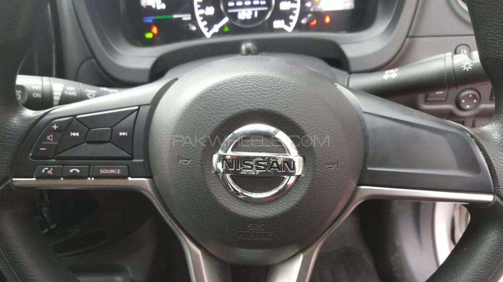 Nissan Note 2017 for Sale in Lahore Nissan Note 2017 for Sale in Lahore Image-15