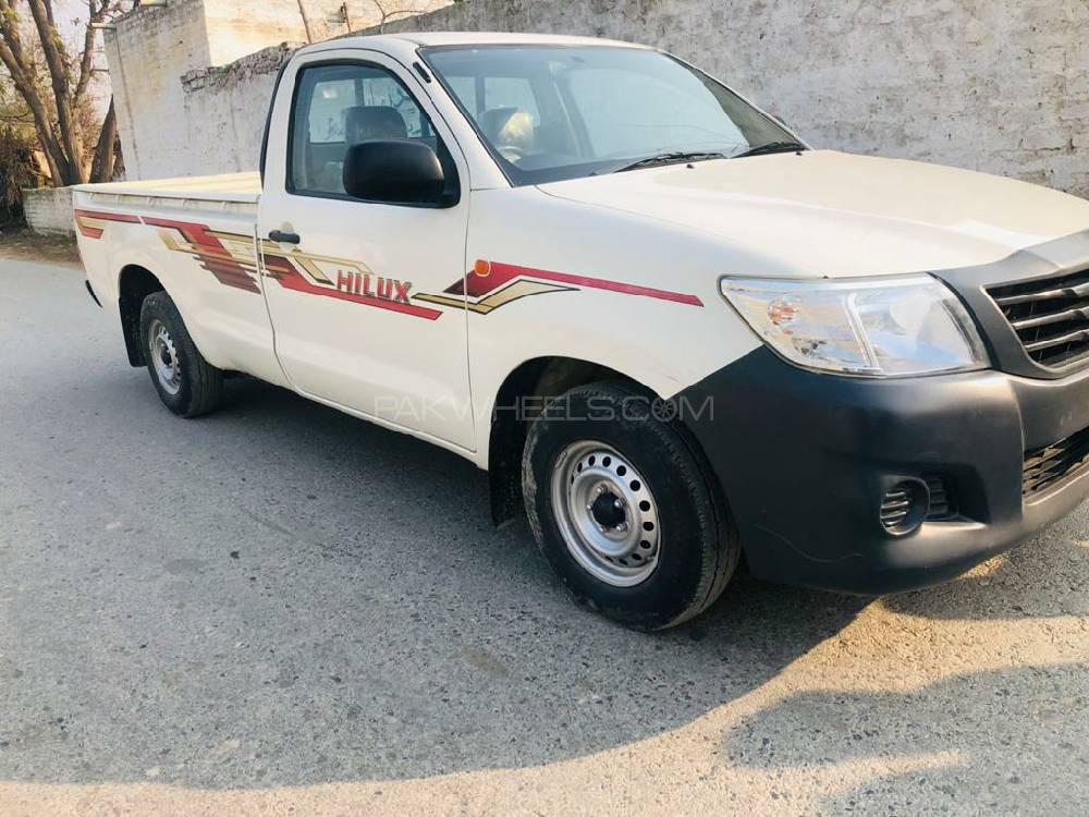 Toyota Hilux 2013 for Sale in Swabi Image-1