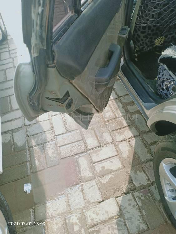 ٹویوٹا کرولا 2002 for Sale in شیخوپورہ ٹویوٹا کرولا 2002 for Sale in شیخوپورہ Image-10