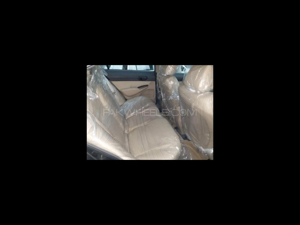 Honda Civic 2009 for Sale in Hafizabad Honda Civic 2009 for Sale in Hafizabad Image-3