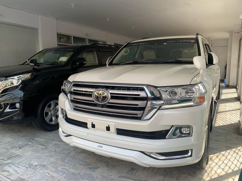 Toyota Land Cruiser AX 2017 for sale in Karachi | PakWheels