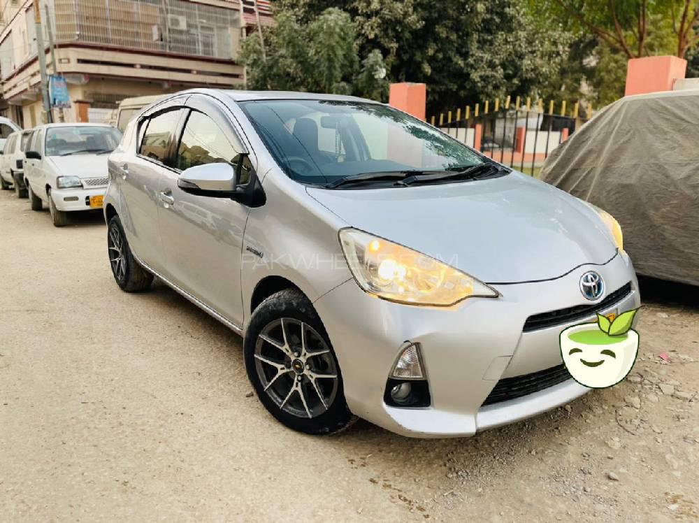 Toyota aqua 2013