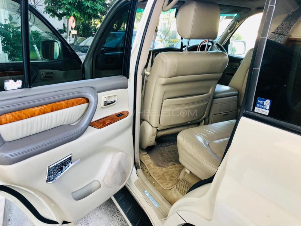 لیکزس ایل ایکس سیریز 2005 for Sale in اسلام آباد لیکزس ایل ایکس سیریز 2005 for Sale in اسلام آباد Image-12