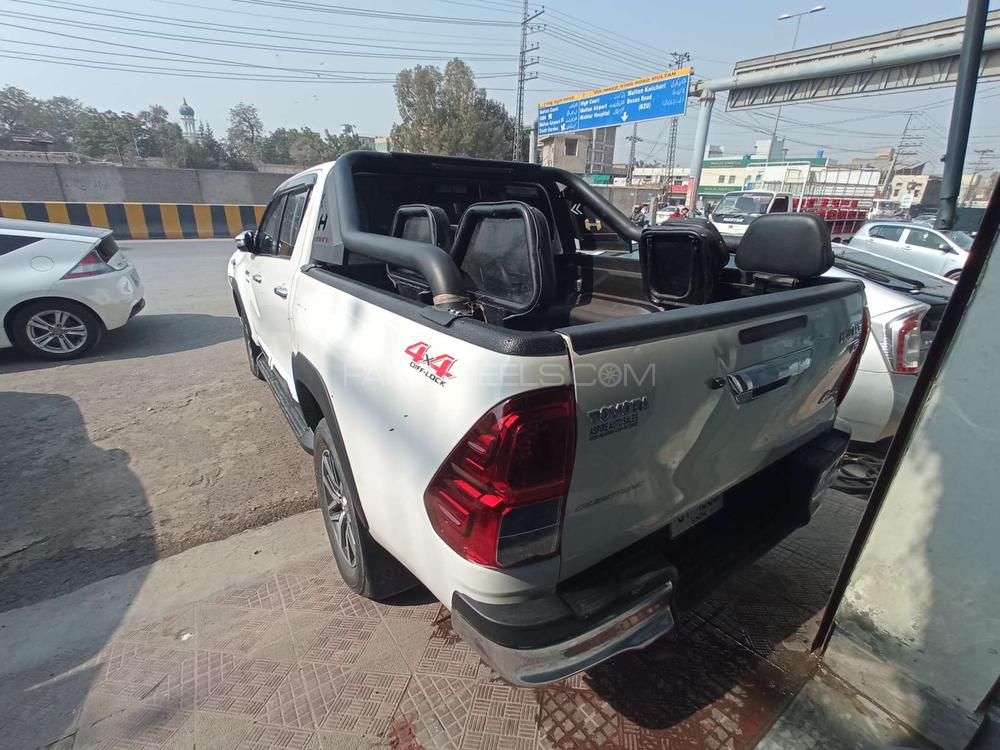 Toyota Hilux 2018 for Sale in Multan Toyota Hilux 2018 for Sale in Multan Image-11