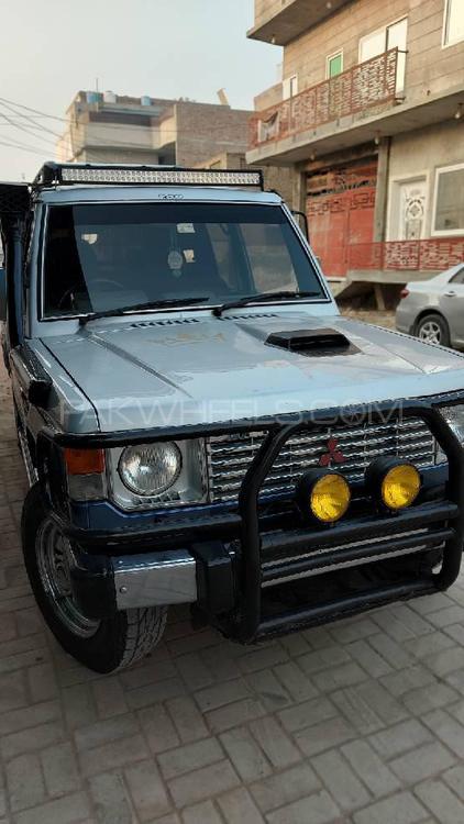 Mitsubishi Pajero 1990 for Sale in D.G.Khan Image-1