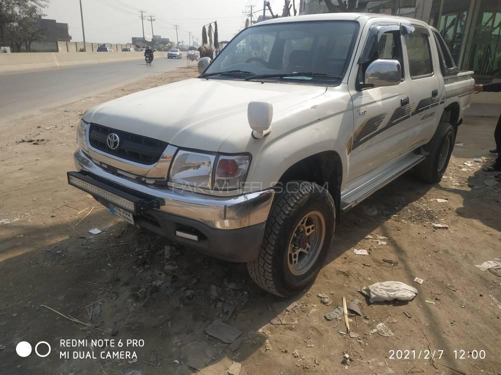 Toyota Hilux 2002 for Sale in Gujranwala Image-1