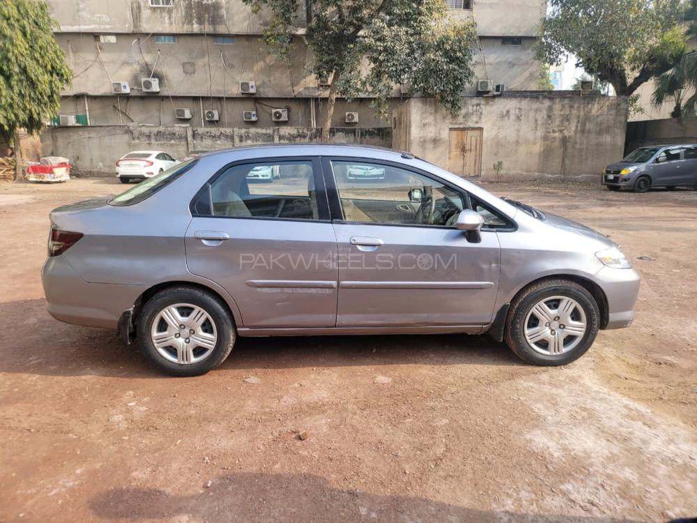 Honda City 2004 for Sale in Lahore Honda City 2004 for Sale in Lahore Image-2