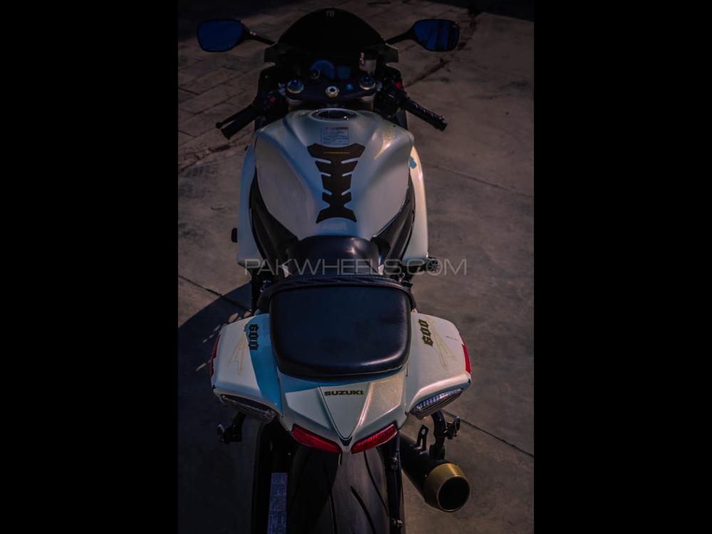 سوزوکی GSX-R600 2009 for Sale سوزوکی GSX-R600 2009 for Sale Image-5