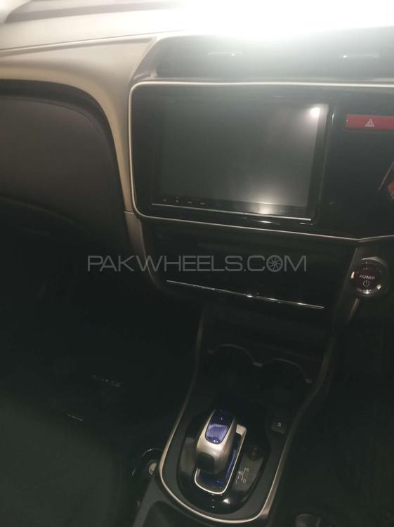 ہونڈا گریس ہائبرڈ 2018 for Sale in گجرانوالہ ہونڈا گریس ہائبرڈ 2018 for Sale in گجرانوالہ Image-10