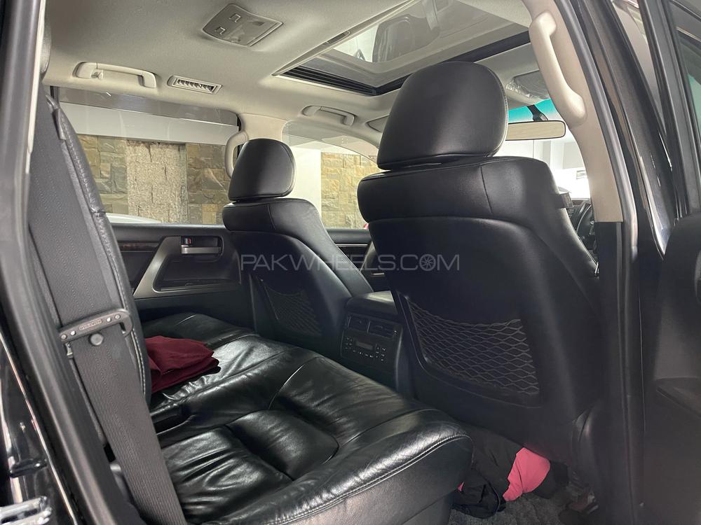 ٹویوٹا لینڈ کروزر 2011 for Sale in اسلام آباد ٹویوٹا لینڈ کروزر 2011 for Sale in اسلام آباد Image-8