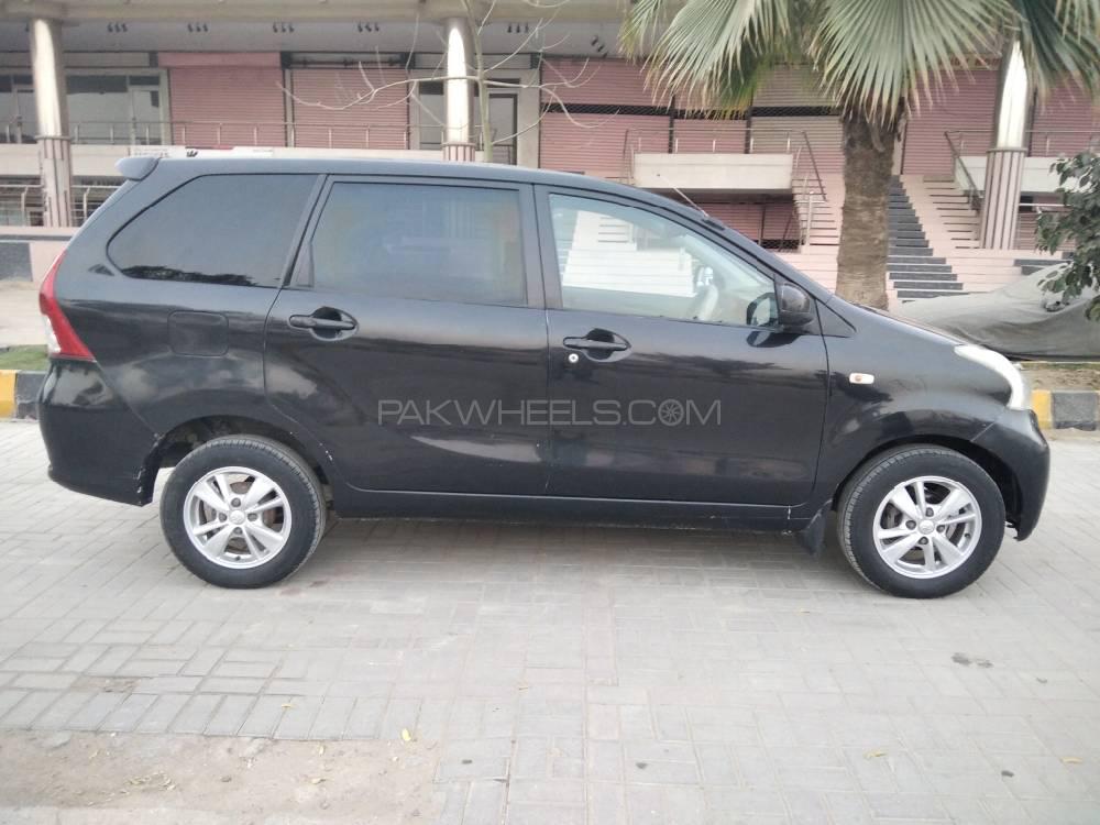ٹویوٹا اونزا 2013 for Sale in کراچی ٹویوٹا اونزا 2013 for Sale in کراچی Image-3