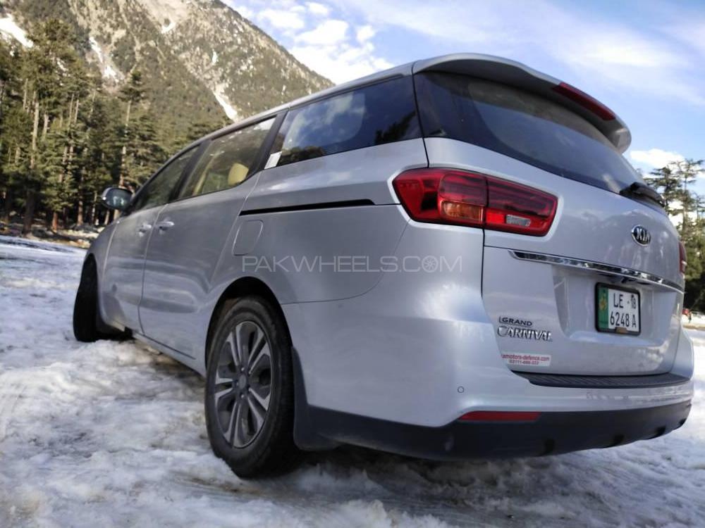 KIA Carnival 2018 for Sale in Lahore KIA Carnival 2018 for Sale in Lahore Image-5