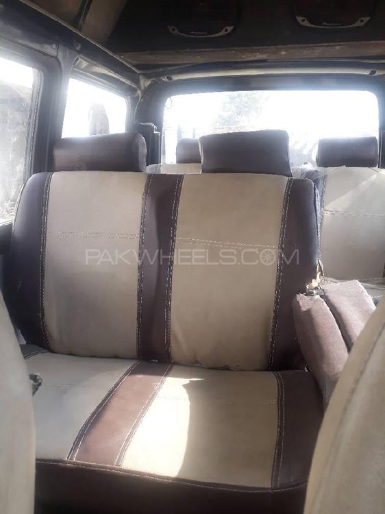 Suzuki Bolan 2011 for Sale in Khanewal Suzuki Bolan 2011 for Sale in Khanewal Image-5