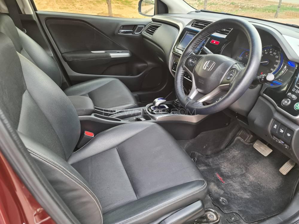 ہونڈا گریس ہائبرڈ 2015 for Sale in اسلام آباد ہونڈا گریس ہائبرڈ 2015 for Sale in اسلام آباد Image-6