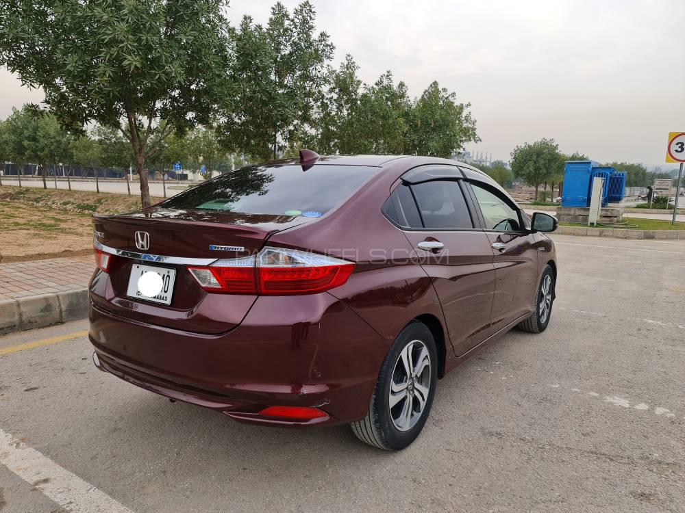 ہونڈا گریس ہائبرڈ 2015 for Sale in اسلام آباد ہونڈا گریس ہائبرڈ 2015 for Sale in اسلام آباد Image-3