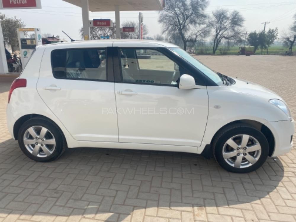 Suzuki Swift 2019 for Sale in Sahiwal Image-1