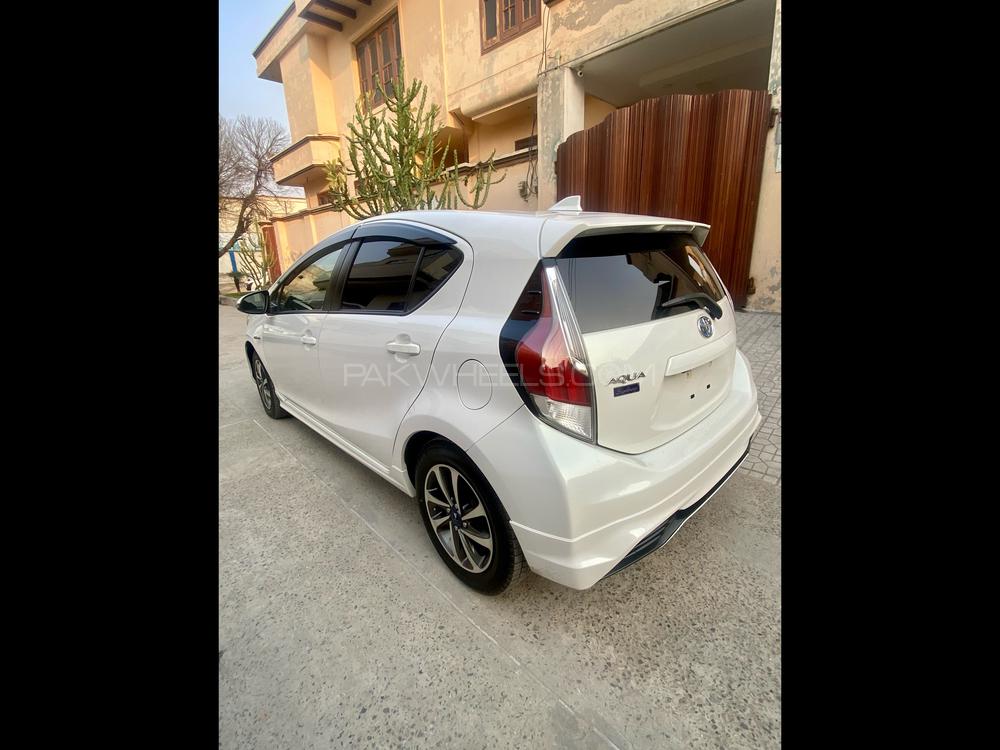 Toyota Aqua 2017 for Sale in Faisalabad Toyota Aqua 2017 for Sale in Faisalabad Image-3