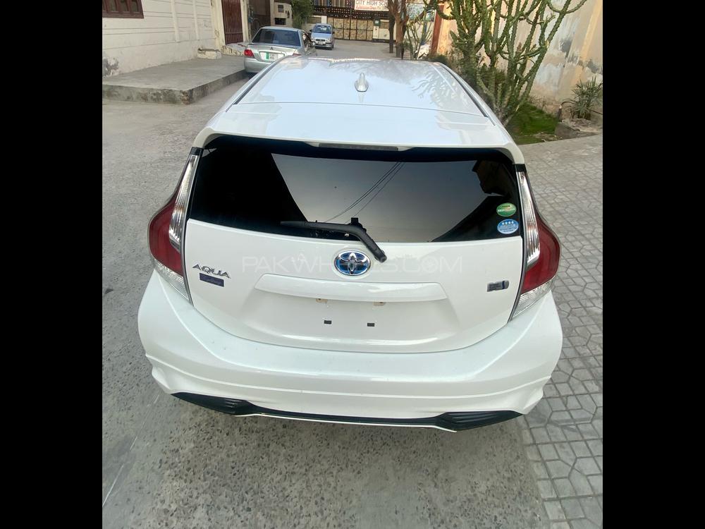 Toyota Aqua 2017 for Sale in Faisalabad Toyota Aqua 2017 for Sale in Faisalabad Image-6